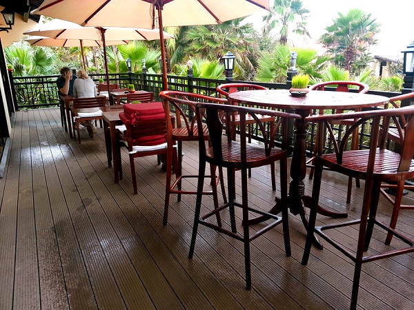 Bí quyết lựa chọn sàn gỗ cho quán cafe thu hút khách