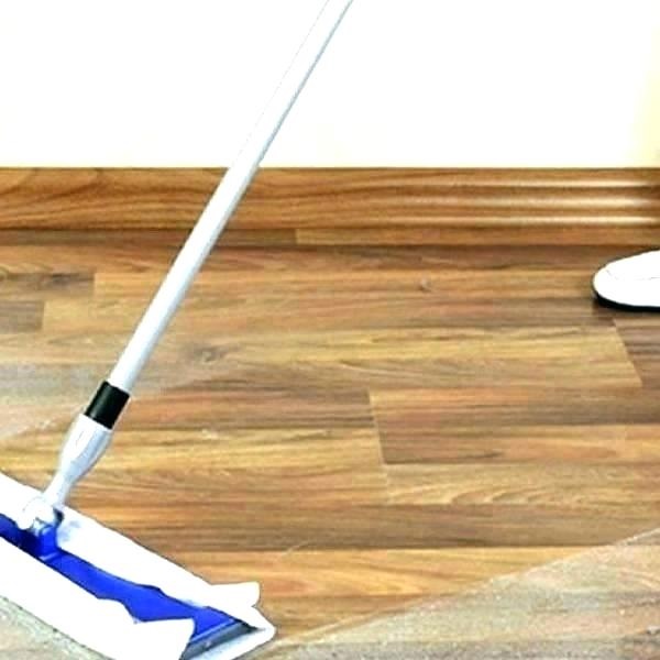 Làm thế nào để làm sạch sàn gỗ nhà bạn hiệu quả